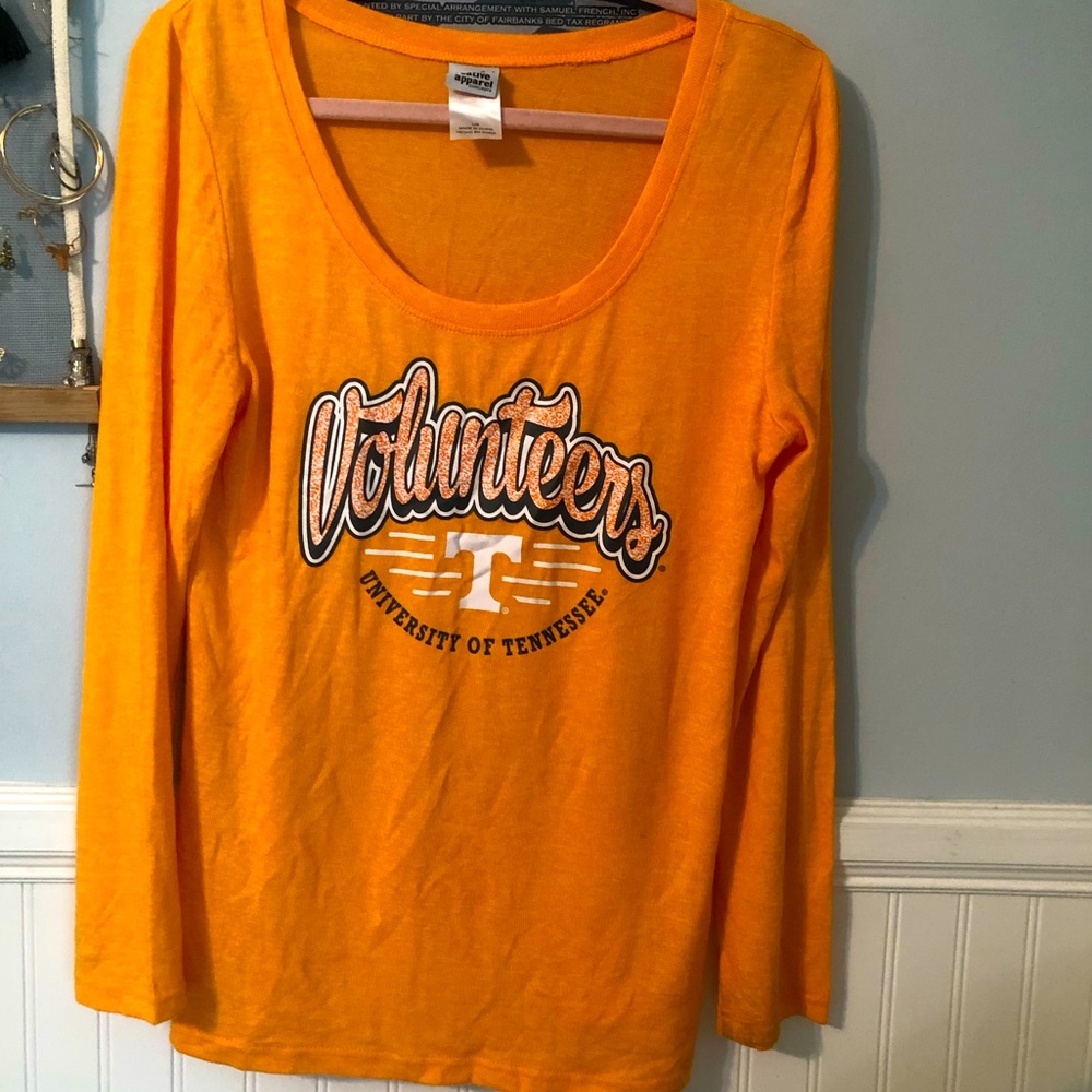 NWOT Tennessee Vols long sleeve shirt